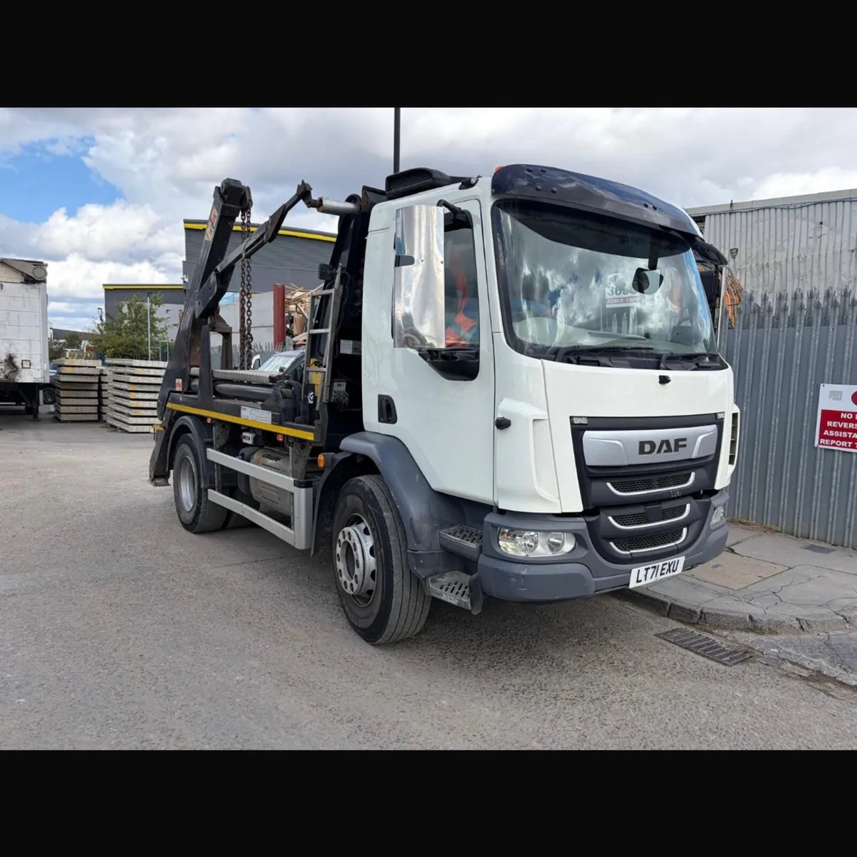 2021 Daf Hyva Skiploaders - Image 1