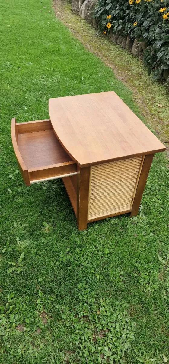 Cabinet - Image 3