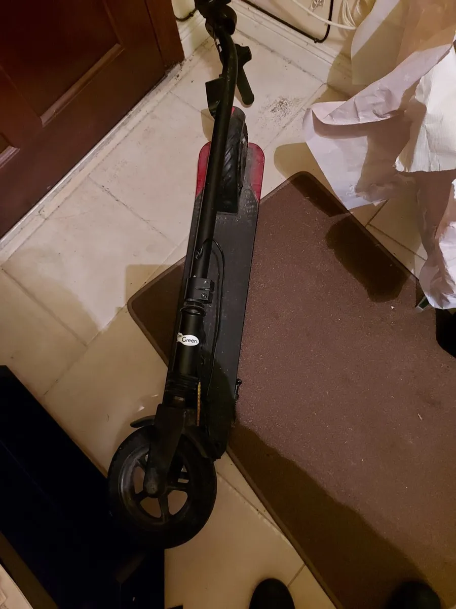 Electric Scooter in very good condition,no charger - Image 1