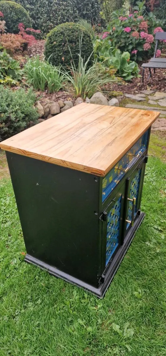 Cabinet - Image 4