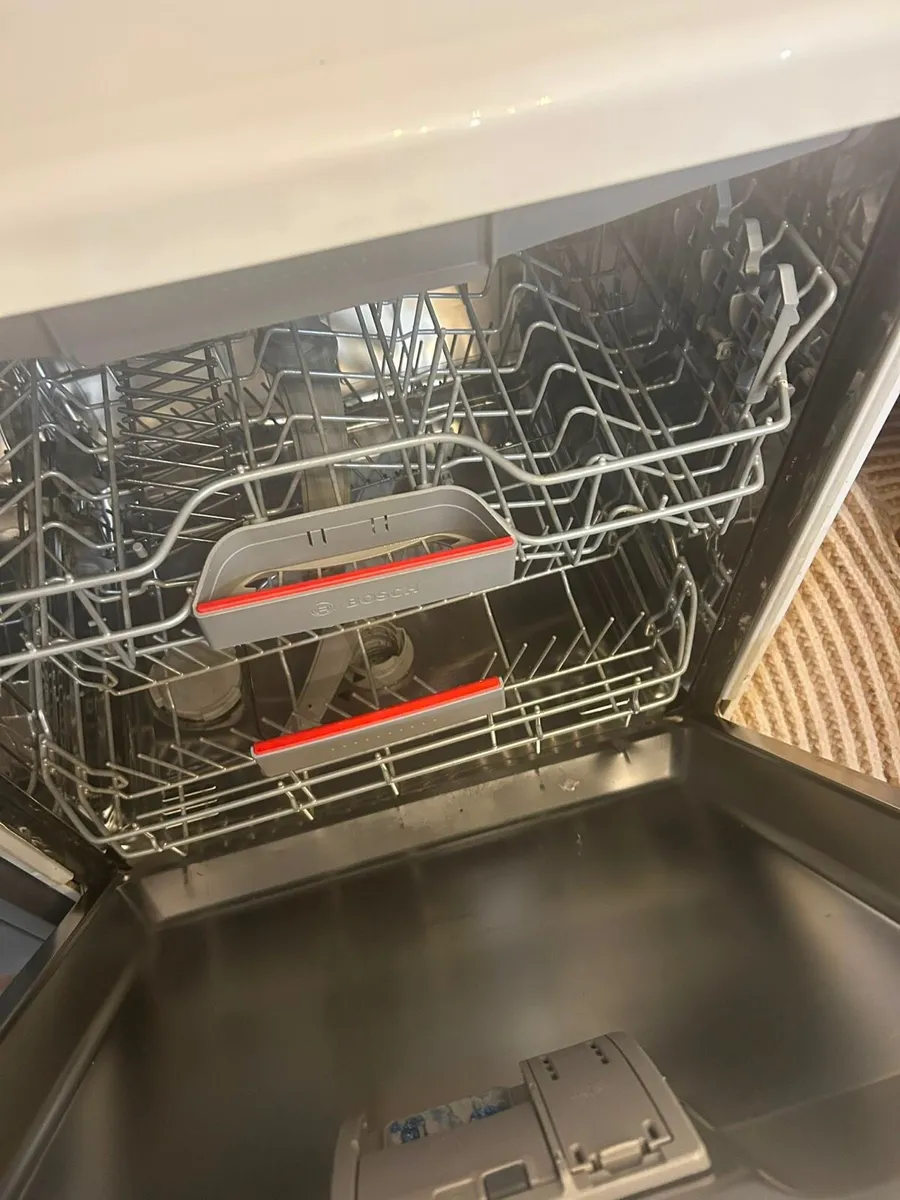 Dishwasher - Image 3