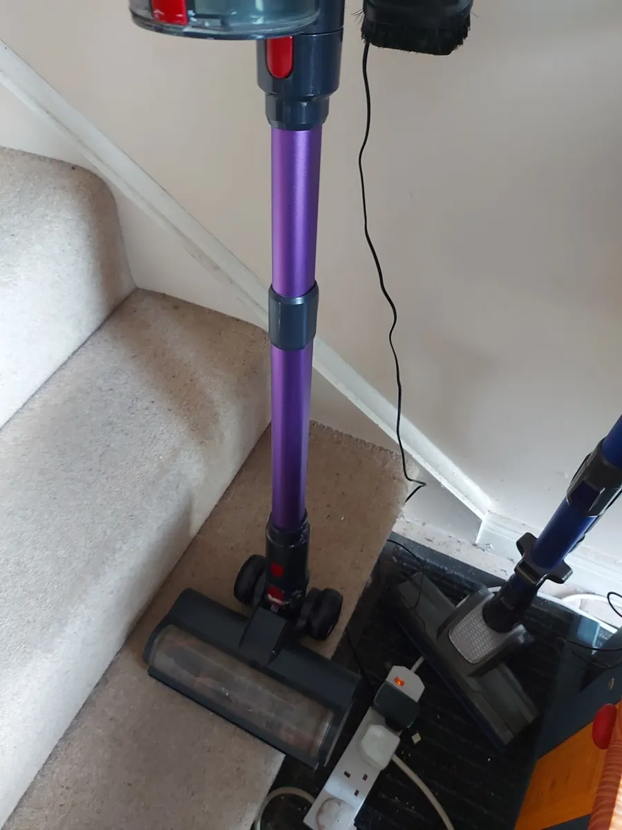 Smoture Cordless Vacuum Cleaner, Model VAC02, - Image 2