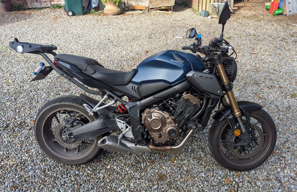 Honda CB650R 2023 - Image 1