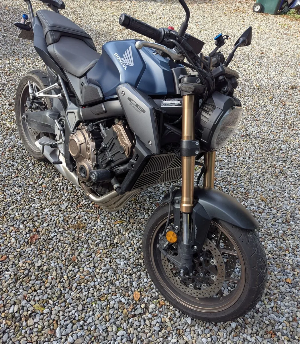 Honda CB650R 2023 - Image 2