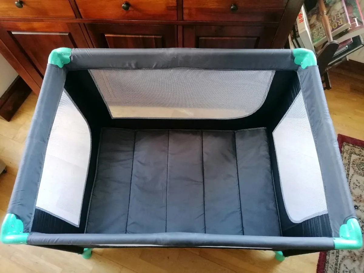 Travel Cot - Image 2