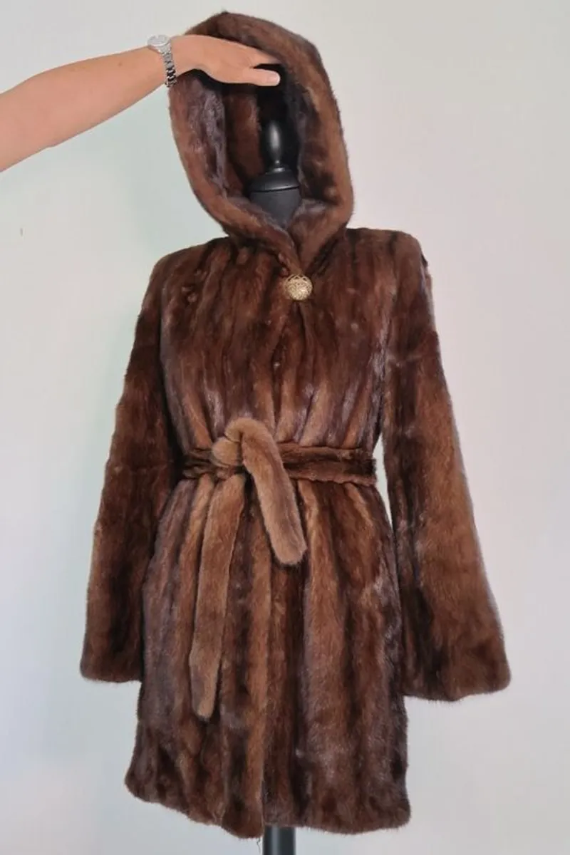 Mink coat - Image 2