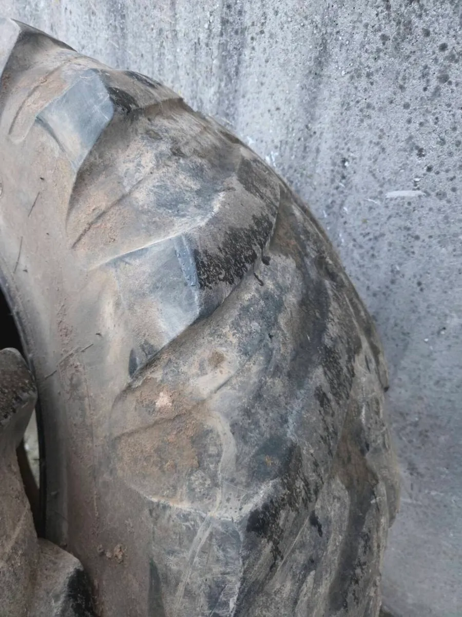 Tyres - Image 2