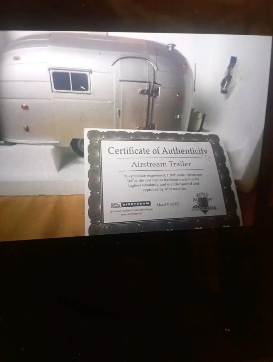 MORTER CITY CLASSIC AIRSTREAM TRAILER 1-18 SCALE - Image 1