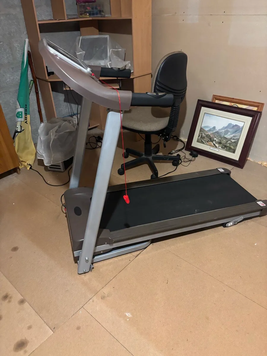 Treadmill - Image 1