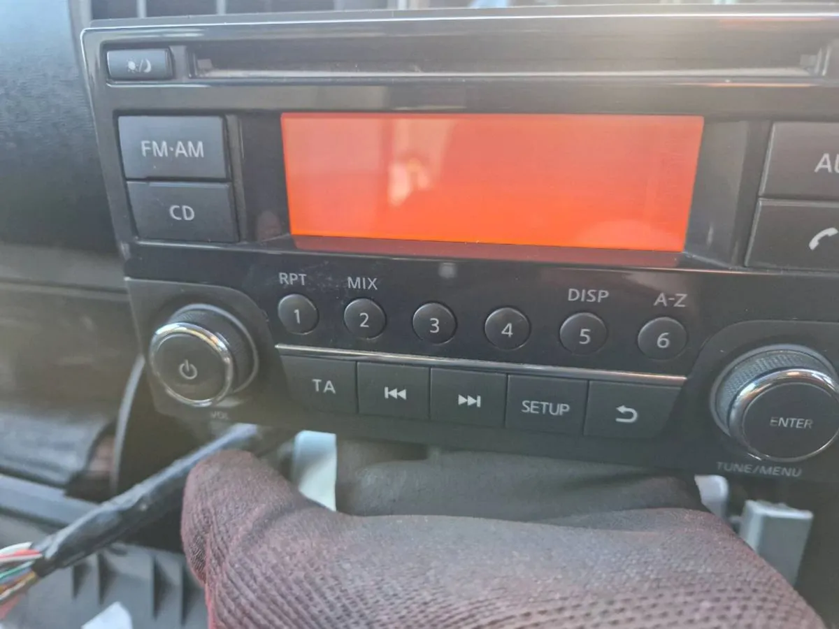 Nissan Radio screen repair - Image 2