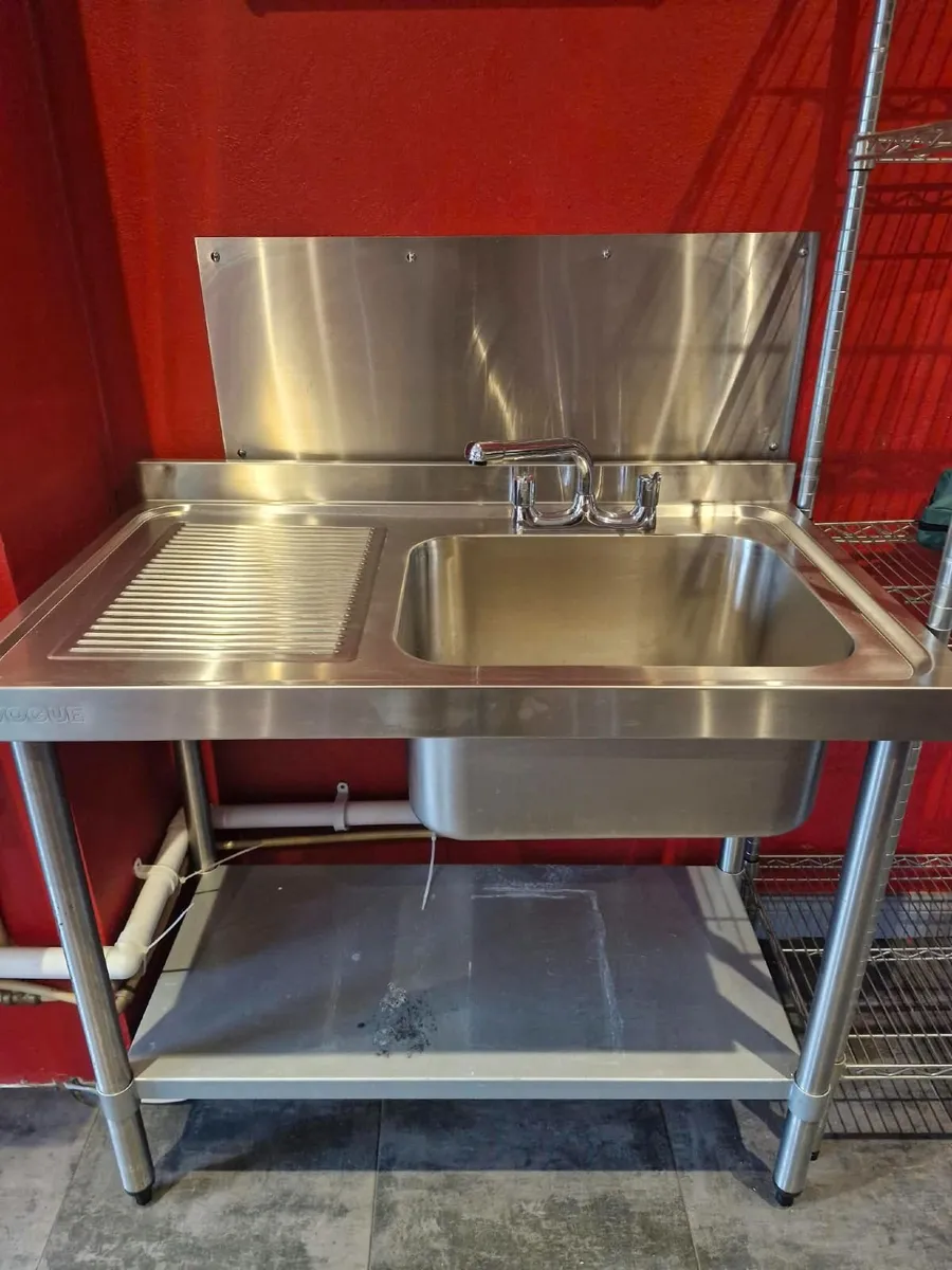 Vogue Single Sink Left Hand Drainer