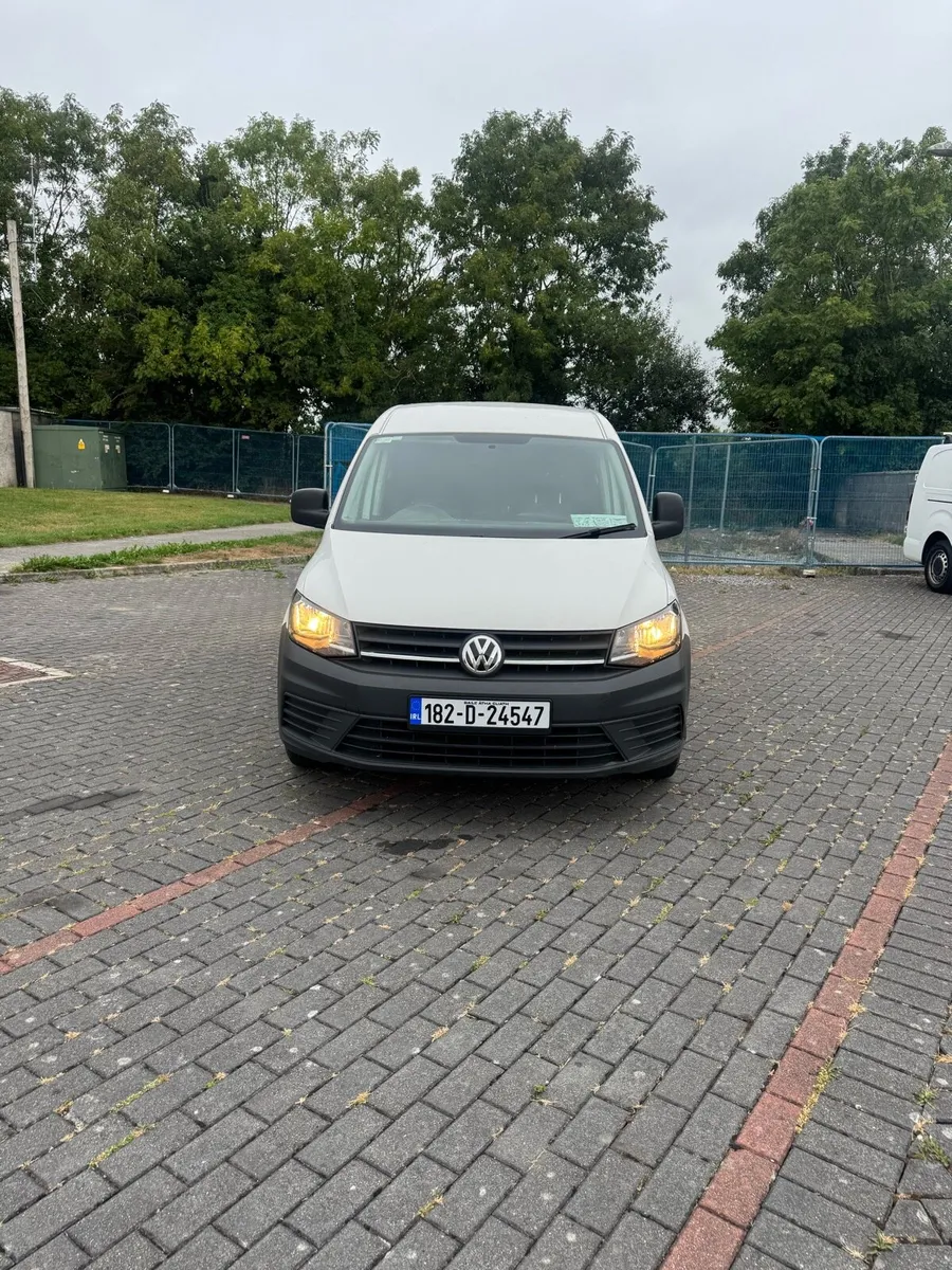 2018 Volkswagen caddy maxi - Image 2