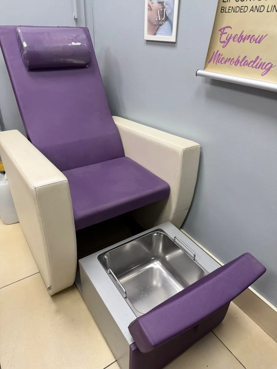 Pedicure chair - Image 2