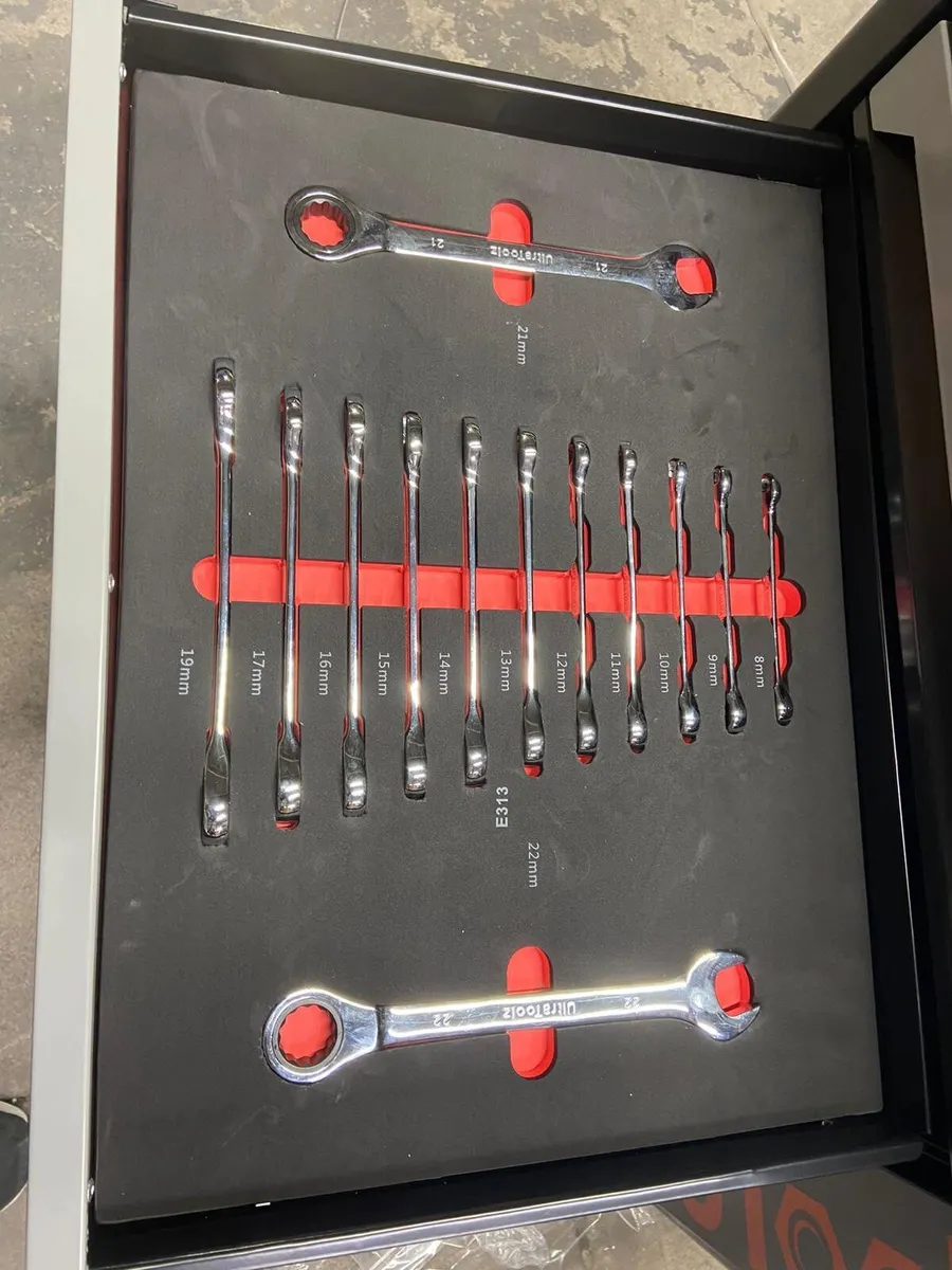 New toolbox full with tools for sale - Image 3