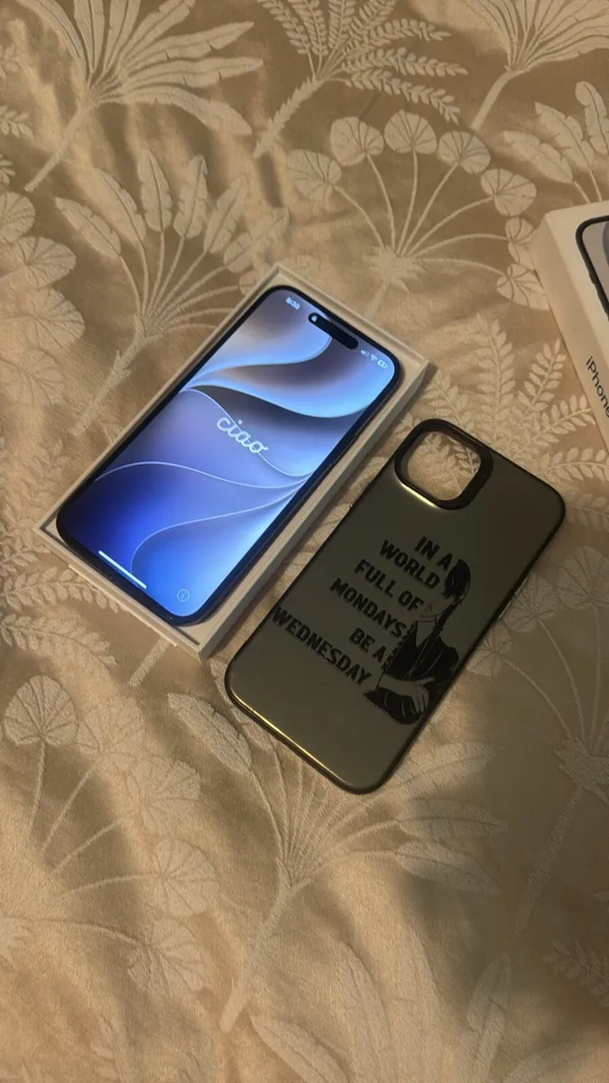iPhone 15 plus black sim free 128GB mint condition - Image 2