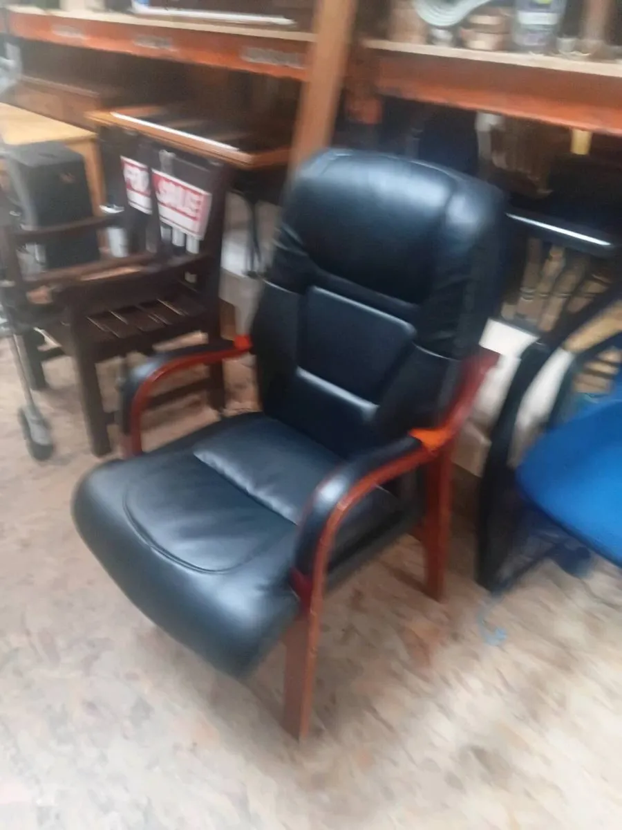 orthopedic armchair - Image 2