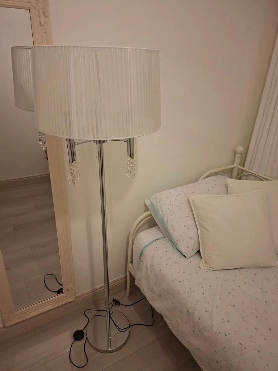 Floor Lamp - Image 4