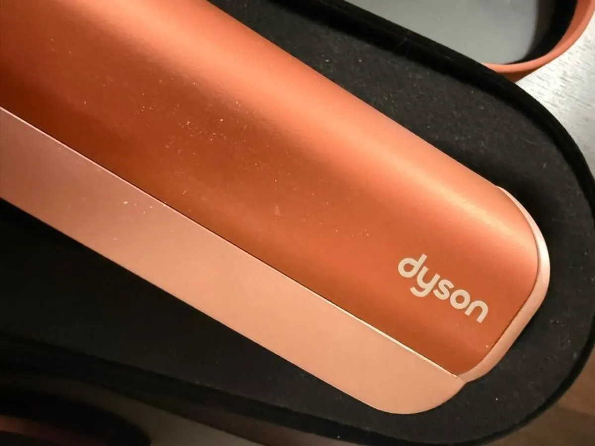 Dyson Airstrait wet-to-dry hair straightener - Image 2