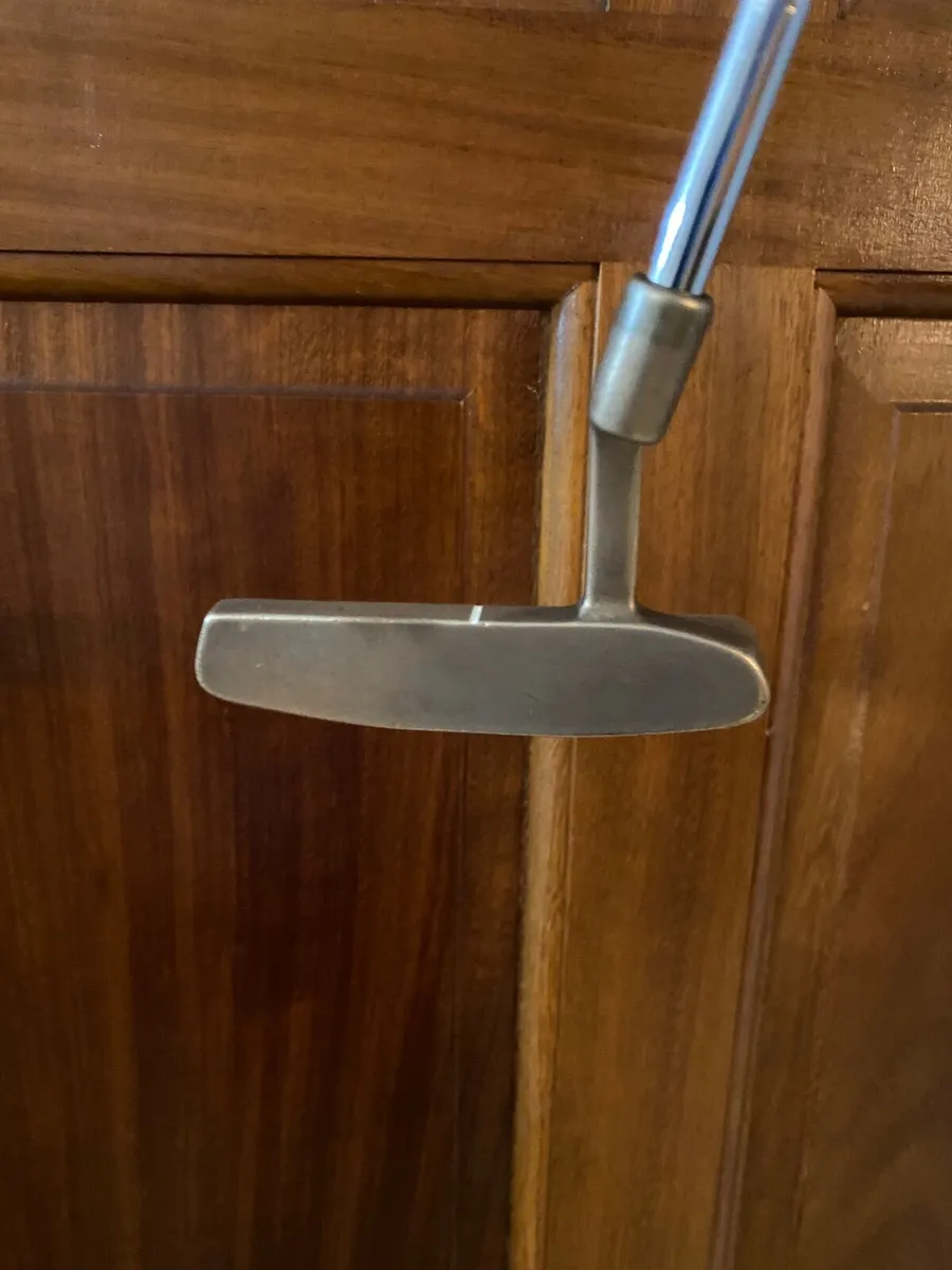 Ping Pal 35 inch Putter As New Condition - Image 4