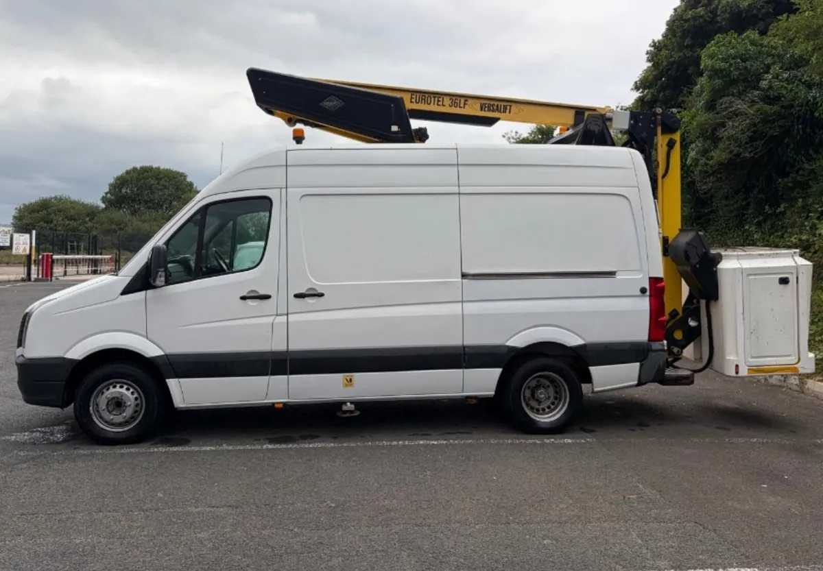 2016 Volkswagen Crafter CR50 2.0 TDI Cherry Picker - Image 3