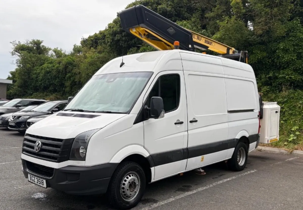 2016 Volkswagen Crafter CR50 2.0 TDI Cherry Picker - Image 2
