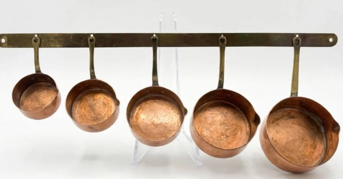 Graduating copper pots