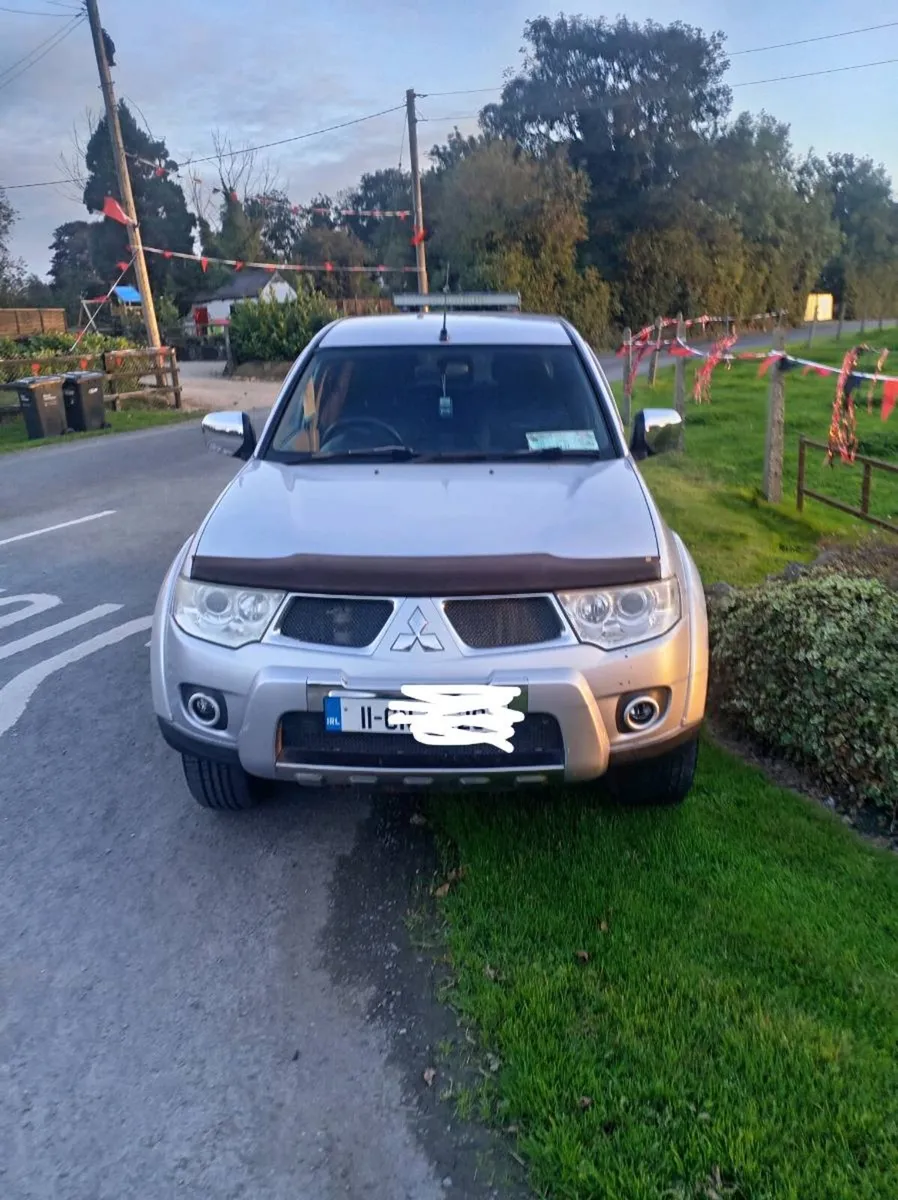 Mitsubishi L200 2011 - Image 2
