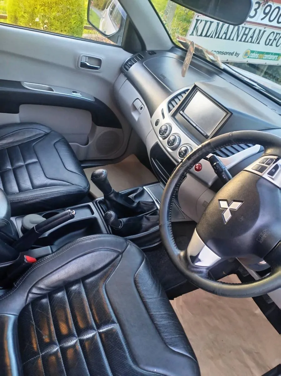 Mitsubishi L200 2011 - Image 4