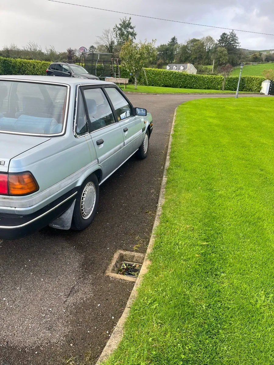 1987 Toyota Carina 2 - Image 3