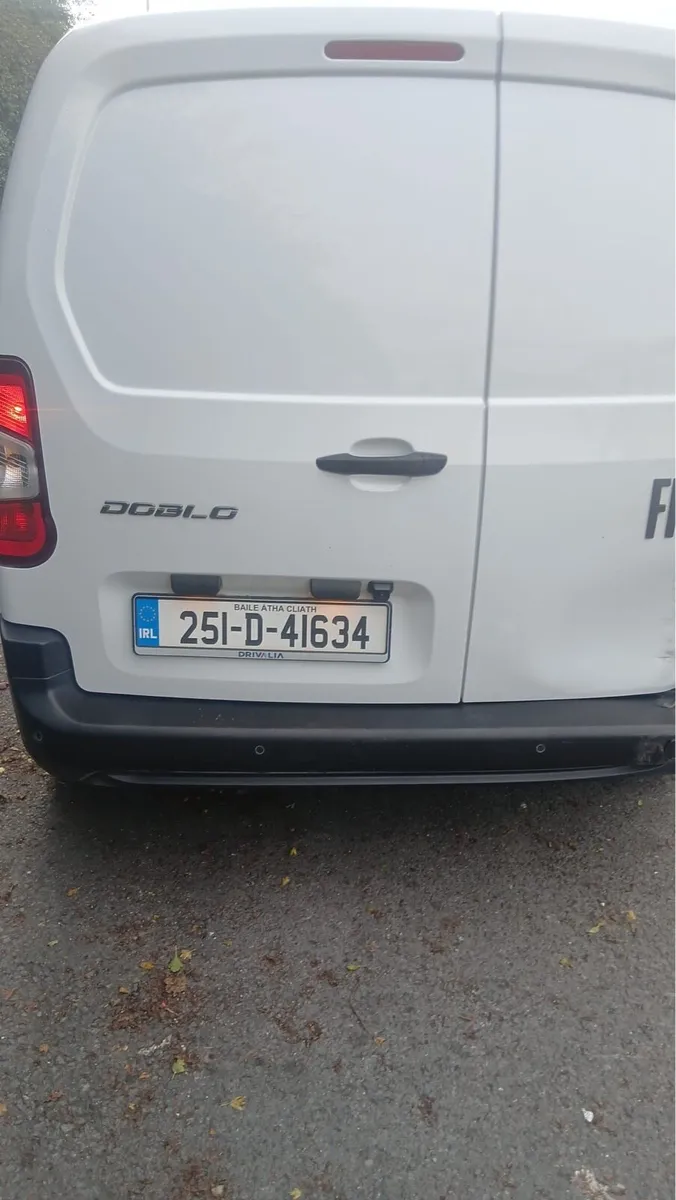 2025 Fiat doblo no vat - Image 4