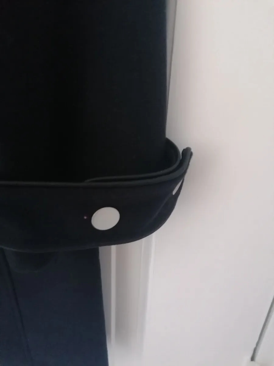 Fully Lined Black Coat Size 10 by Very for Sale - Image 4