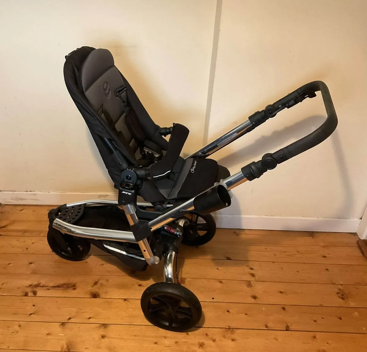 Jané Trider Matrix Light 2 Travel System + Extras - Image 4