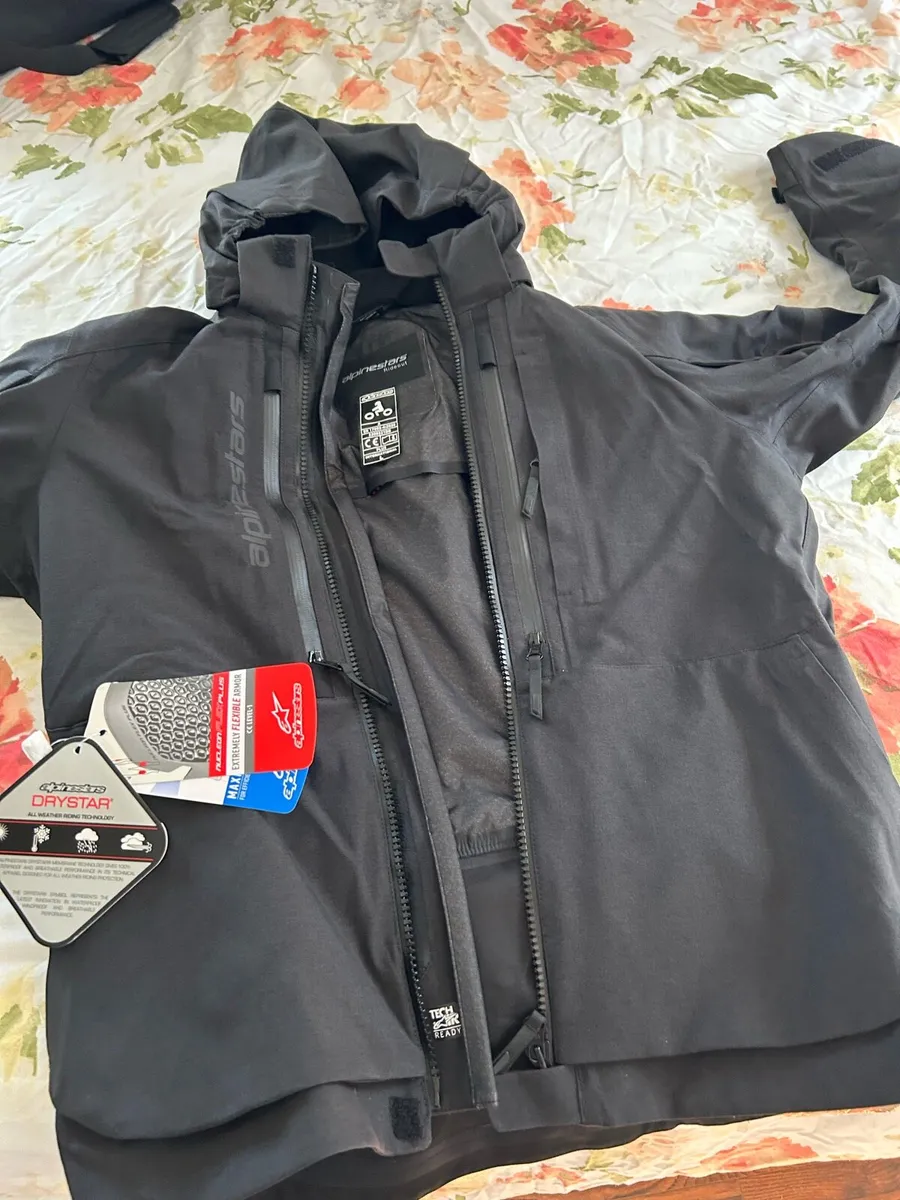 Motorcycle gear - Image 1