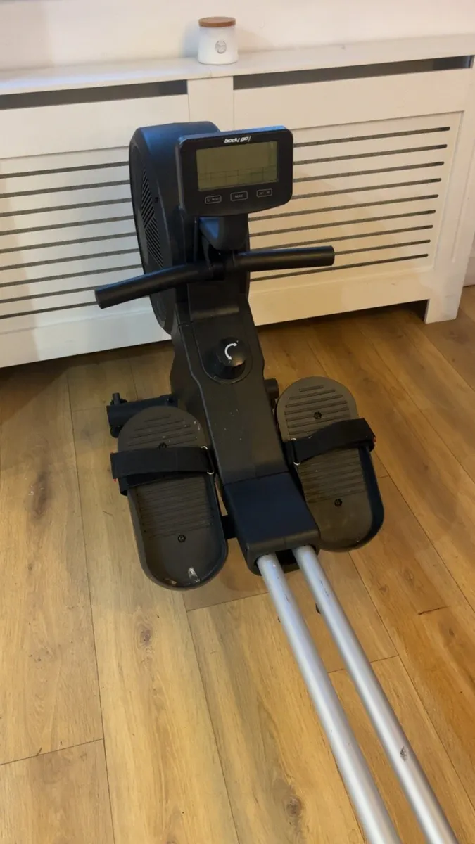 Rowing Machine - Image 1