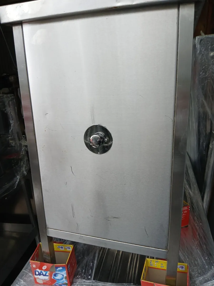Staneless steel abbooit sink unit delivered - Image 1