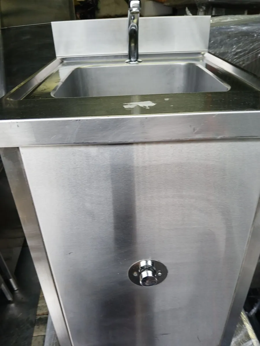 Staneless steel abbooit sink unit delivered - Image 4