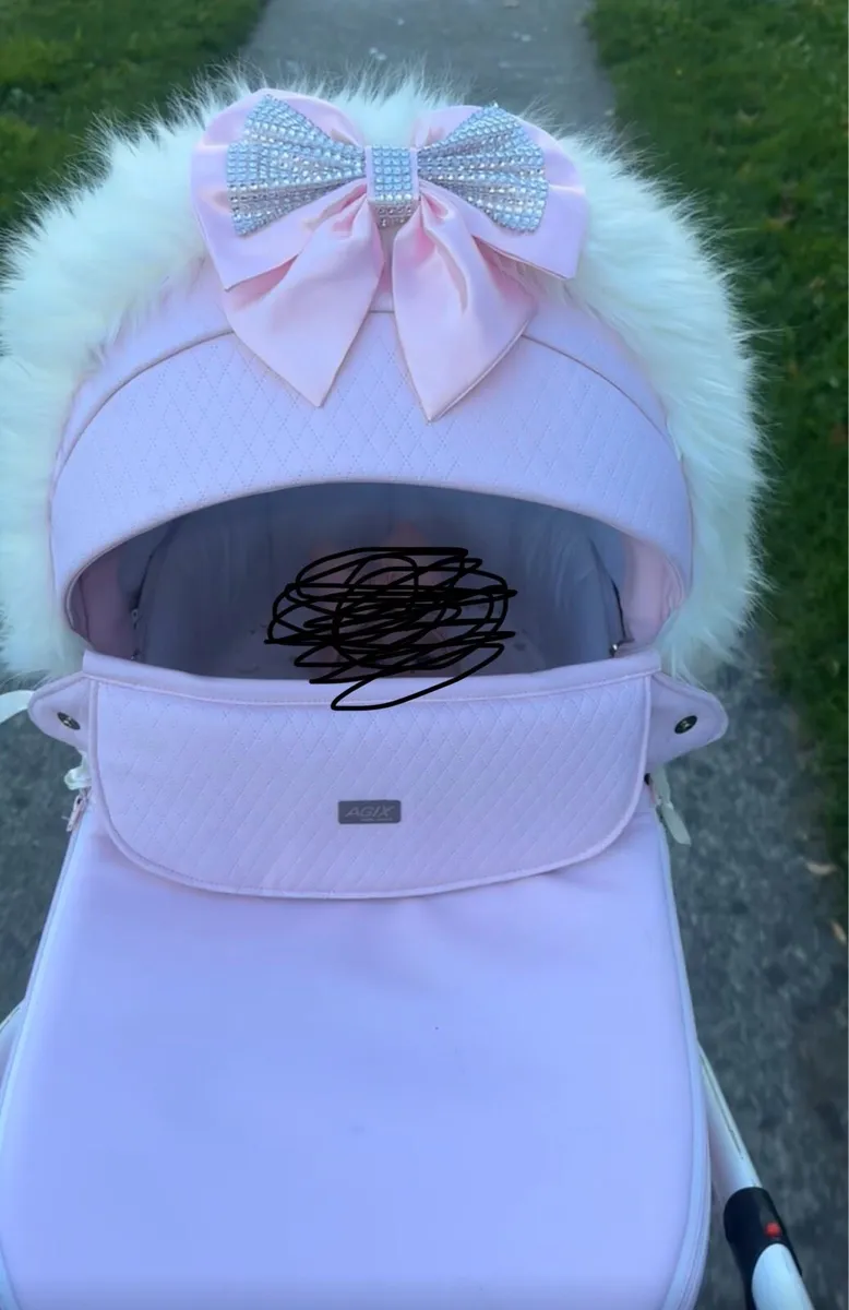 Pink leather travel system - Image 4