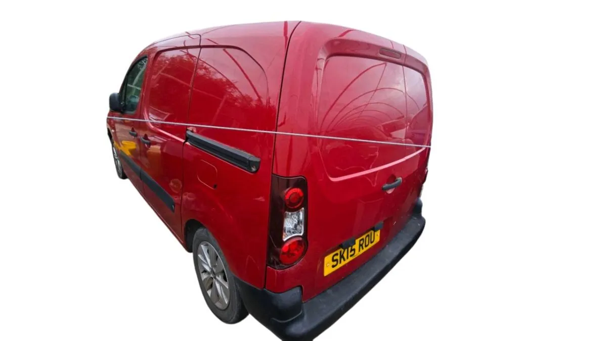 Berlingo 2015 1.6 diesel for breaking - Image 4