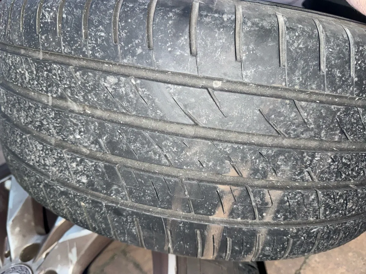 Mercedes Alloys and Tyres - Image 4