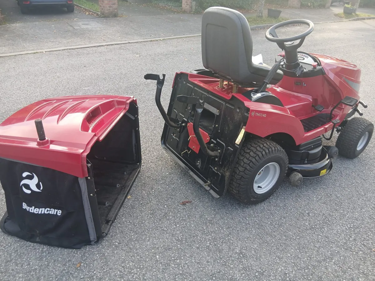 BRAND NEW/UNUSED RIDE ON LAWNMOWER - Image 3