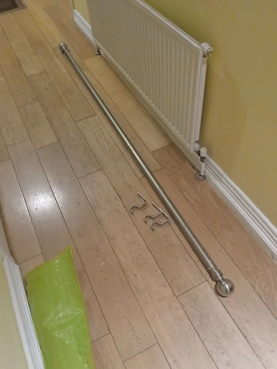 Curtain rail - Image 2