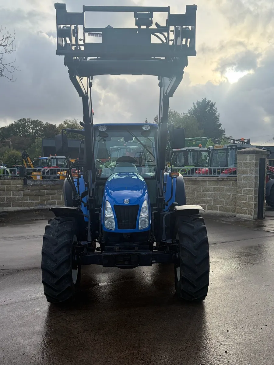 New holland T5060 + loader - Image 3