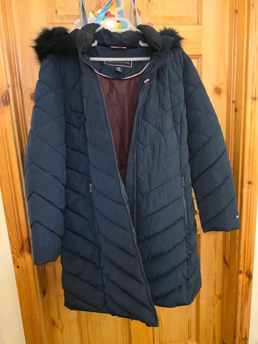 Tommy hilfiger ladies puffa coat - Image 3