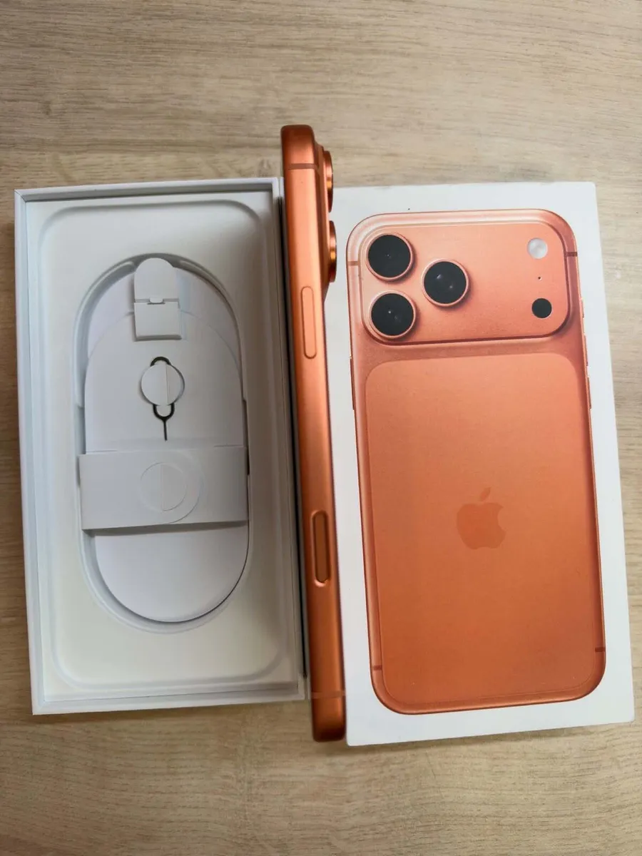 Orange apple iPhone 17 pro max - Image 3