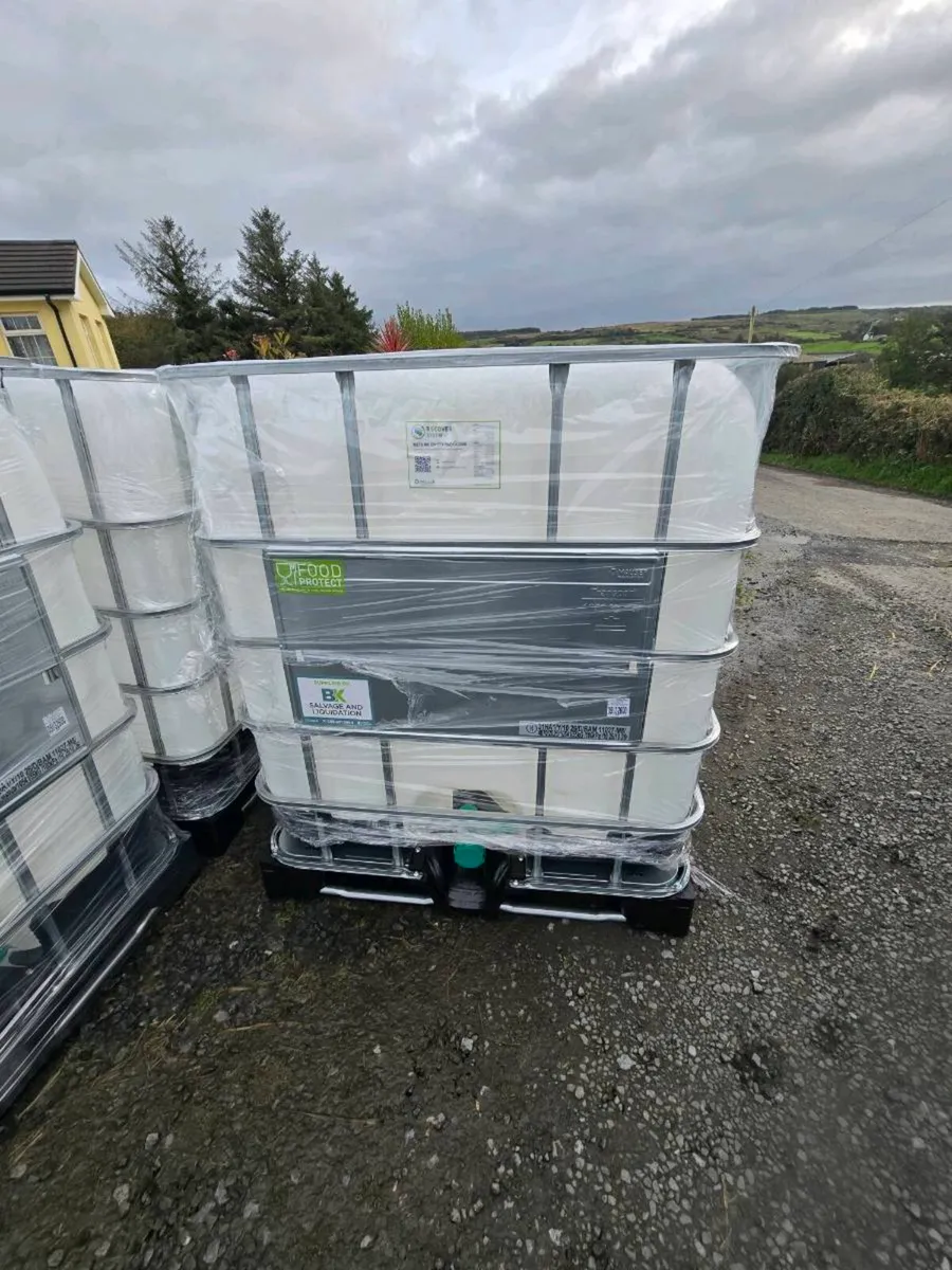 Brand New 1000 Litre Food Grade IBC Tanks - Image 1