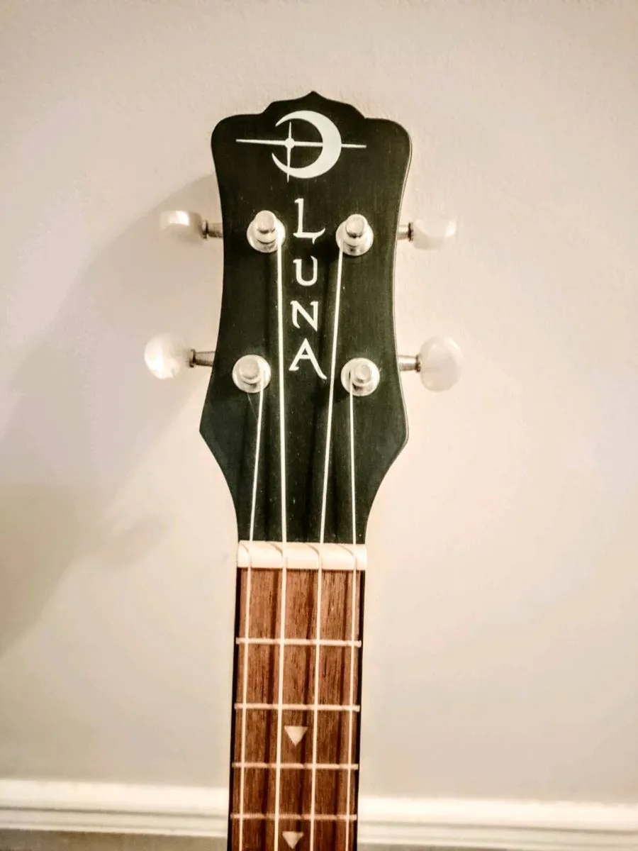 Luna Ukulele - Image 4