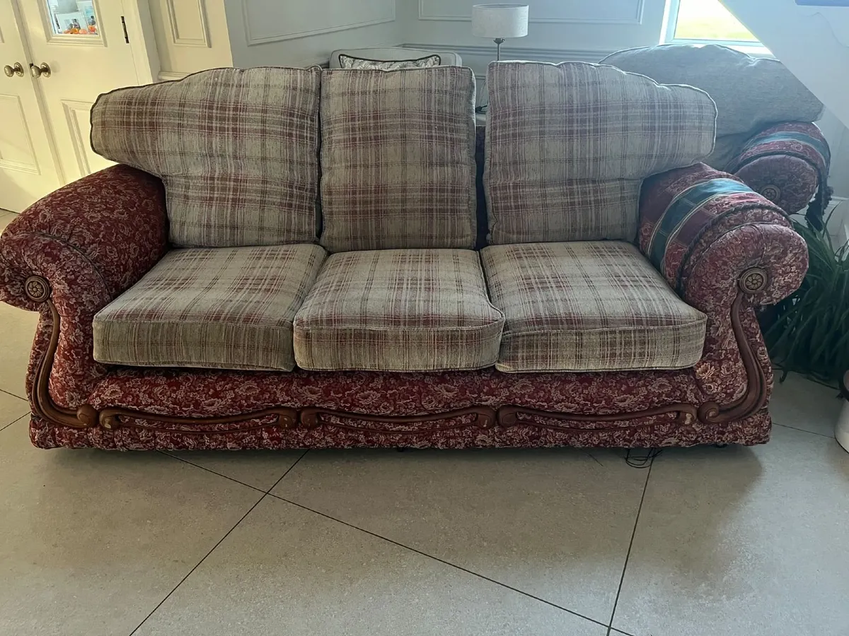 3 Seater Couch and chair - Image 1