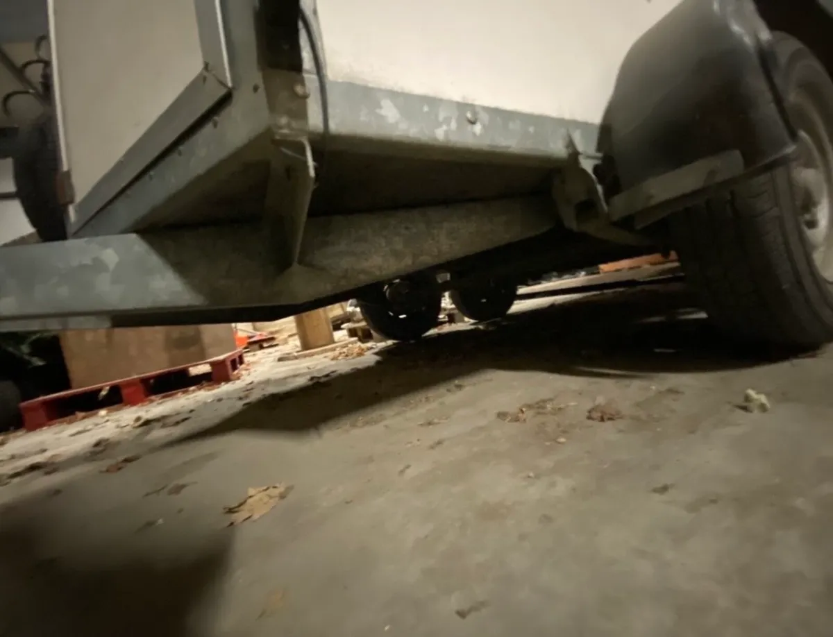 Ifor Williams BV85 box trailer - Image 3