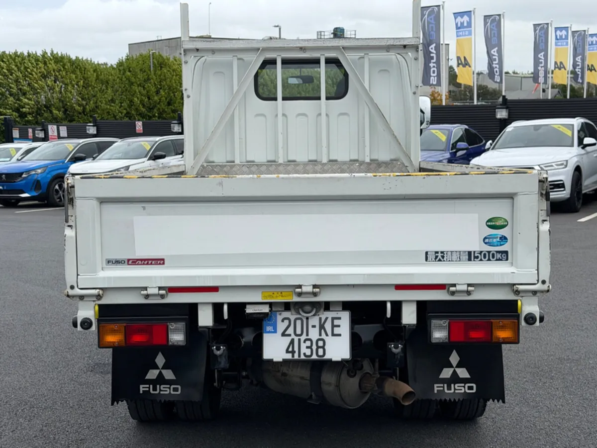 Mitsubishi Canter FLATBED - 3 SEATER - 3.0L DIESEL - Image 4