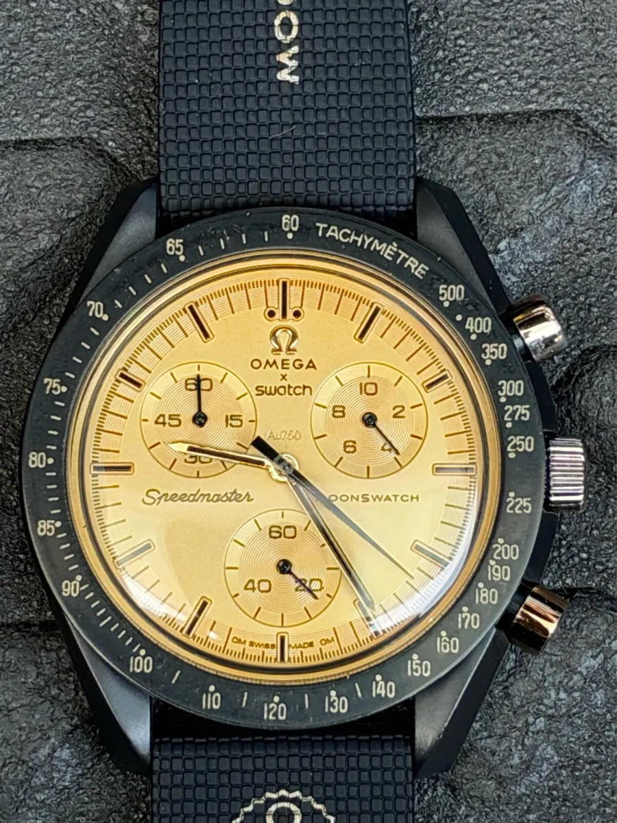 Omega x swatch gold & black - Image 1